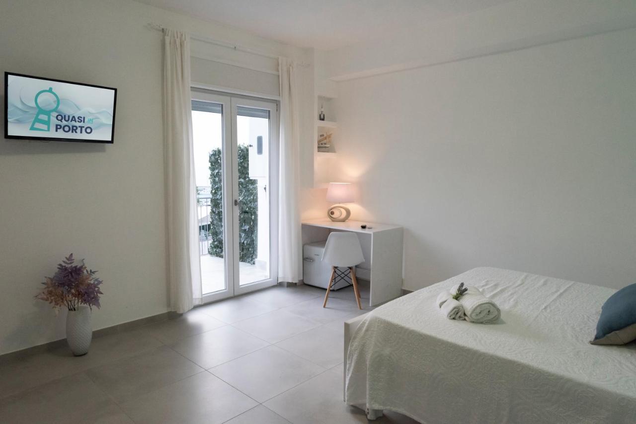 Quasi In Porto Bed & Breakfast Agropoli Ngoại thất bức ảnh