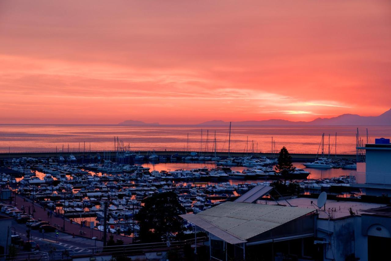 Quasi In Porto Bed & Breakfast Agropoli Ngoại thất bức ảnh